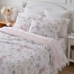 Pink Breezy Floral Quilt Set - Laura Ashley -Bedding Store GUEST 008f45bb 5216 44c1 876c 0e249b01b86a