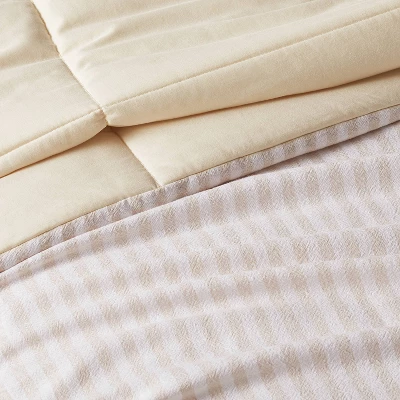 Heavyweight Linen Blend Stripe Comforter & Sham Set - Casaluna™ 3 Heavyweight Linen Blend Stripe Comforter & Sham Set - Casaluna™ - Image 3