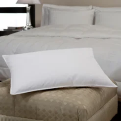 Downlite White Goose Chamber Hotel Bed Pillow. -Bedding Store GUEST 58c5aa16 1927 4042 b831 b90ee18a8f75