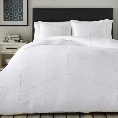 White Courtney Duvet Cover Set - City Scene® 2 White Courtney Duvet Cover Set - City Scene® - Image 2