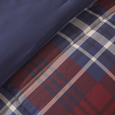 Bengston 3M Scotchgard Down Alternative Comforter Set - Red 2 Bengston 3M Scotchgard Down Alternative Comforter Set - Red - Image 2