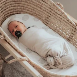 Ely's & Co. Baby Fitted Bassinet Sheet 100% Combed Jersey Cotton Grey And White Dottie Design 6 Ely's & Co. Baby Fitted Bassinet Sheet 100% Combed Jersey Cotton Grey And White Dottie Design -Bedding Store GUEST aa8dfbba b388 4d67 b0ac 4e59e7b827c6