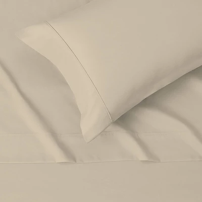 300 Thread Count Wrinkle Resistant Solid Sheet Set - Color Sense 3 300 Thread Count Wrinkle Resistant Solid Sheet Set - Color Sense - Image 3