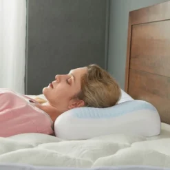 Cheer Collection Cooling Gel Memory Foam Pillow With Washable Cover - White