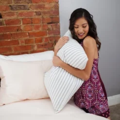 Granny Stripe Soft/Medium Density 4 Pack Down Alternative Pillows. -Bedding Store GUEST f74e6698 251f 4b6d 86c5 23df9c65fc92