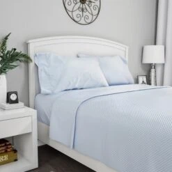 LavishHomeEmbossed_10050_PARENT -Bedding Store GUEST 006f51ee b00a 4a01 81e3 714e91c0d703 1