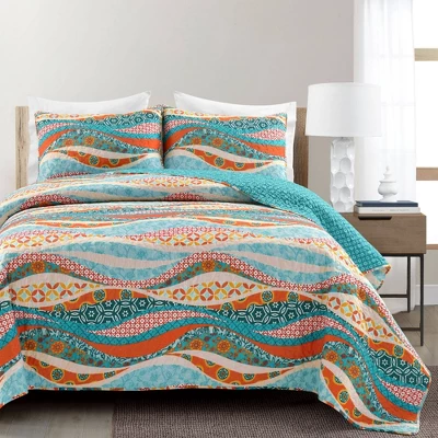 Hailey Watercolor Wave Quilt Set - Lush Décor 1 Hailey Watercolor Wave Quilt Set - Lush Décor