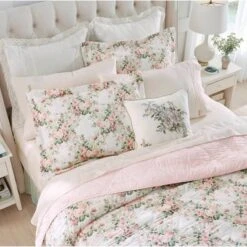Joyce Cotton Quilt & Sham Set Pink - Laura Ashley -Bedding Store GUEST 8e89f2f1 862e 40f3 b989 c0904db68e38