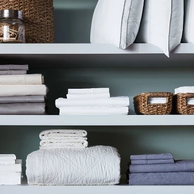 Performance Sheet Set (California King) White 400 Thread Count - Threshold™ 4 Performance Sheet Set (California King) White 400 Thread Count - Threshold™ - Image 4